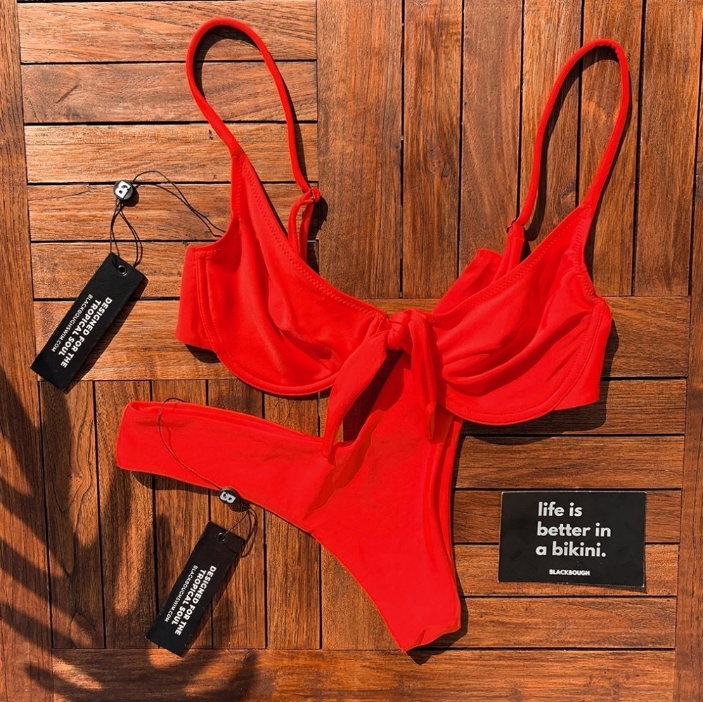 Blackbough 2 piece set